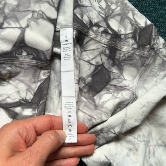 Lululemon HR Wunder Under leggings in EUC - Picture 6 of 14